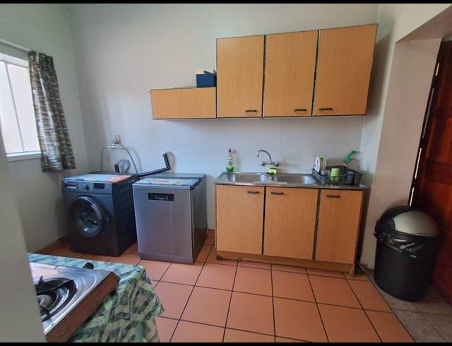 3 BEDROOM HOUSE FOR SALE IN THREE RIVERS